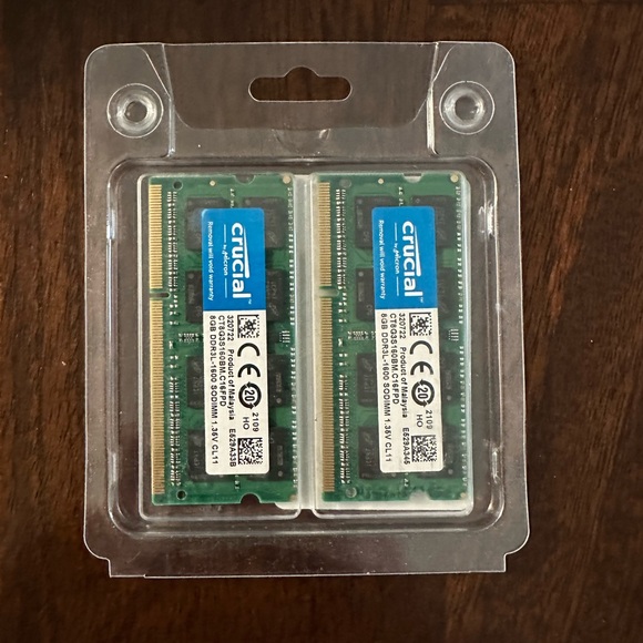 Crucial 16GB Kit- Mac Compatible - Picture 2 of 2
